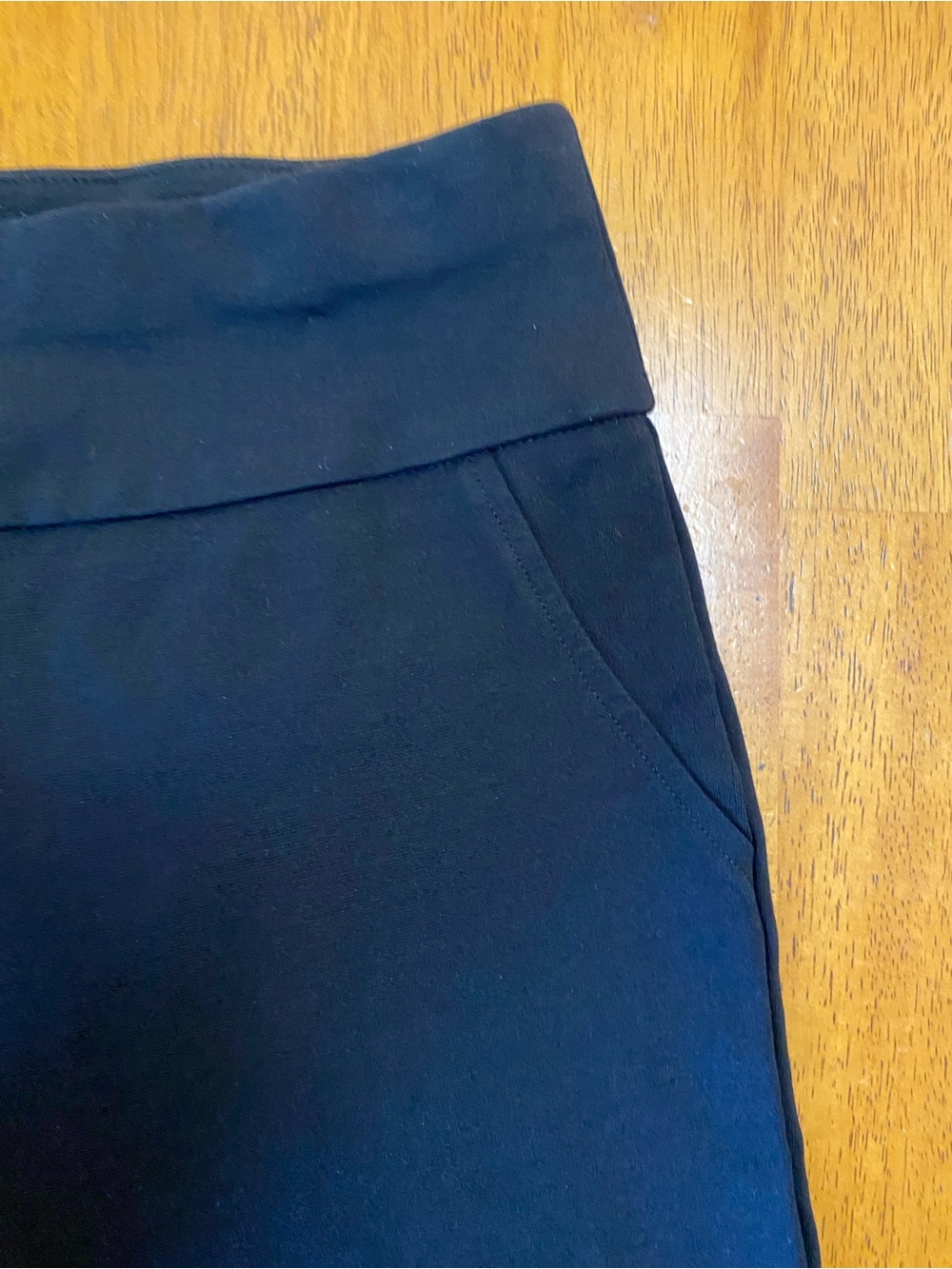 Dear Scarlett- Magic Pants, Ankle Straight Leg, Black, Sz Med - Picture 5 of 9